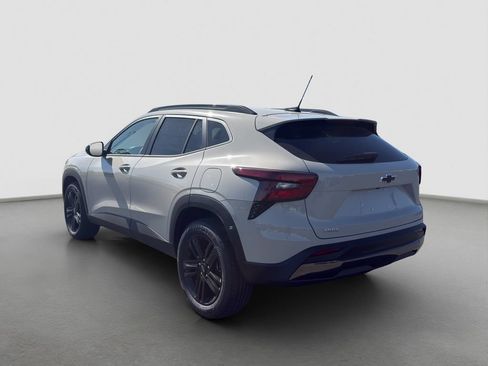 New 2026 Chevrolet Trax ACTIV FWD image 4