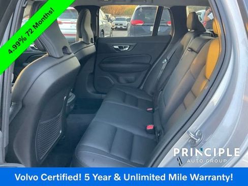 Certified 2025 Volvo V60 B5 Cross Country Plus image 26