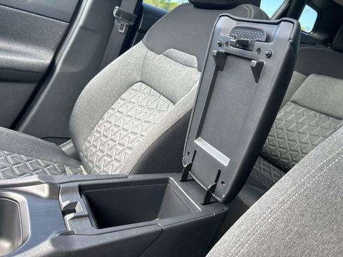 New 2026 Nissan Kicks SV w/ SV Premium Package image 38