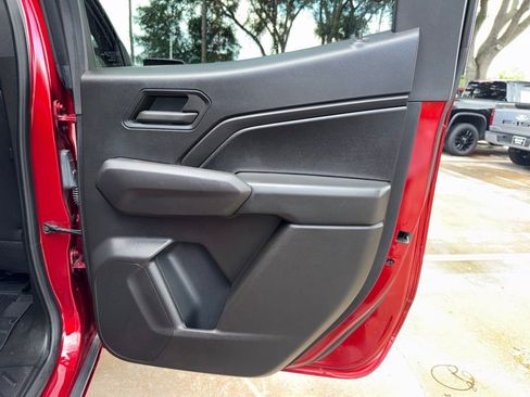 Used 2023 Chevrolet Colorado Trail Boss w/ Technology Package AWD/4WD image 25