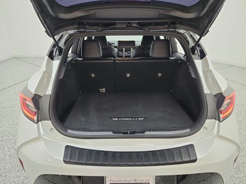 Used 2022 Toyota Corolla XSE w/ Carpet Mat Package (TMS) FWD image 20
