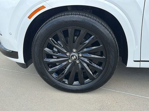 Used 2025 Hyundai Palisade Calligraphy image 7