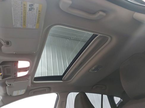 Used 2024 Subaru Crosstrek 2.0i Premium image 48