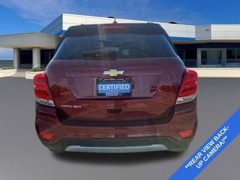 Certified 2022 Chevrolet Trax LT w/ LT Convenience Package image 4