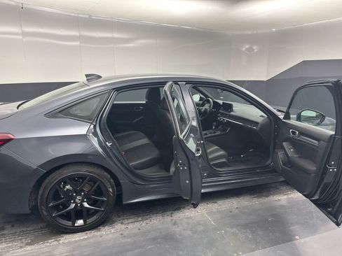 Used 2025 Honda Civic Sport image 59