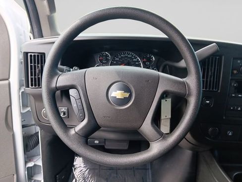Used 2023 Chevrolet Express 3500 LT w/ LT Preferred Equipment Group RWD image 11