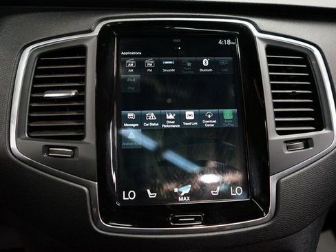 Used 2022 Volvo XC90 T6 Momentum image 34