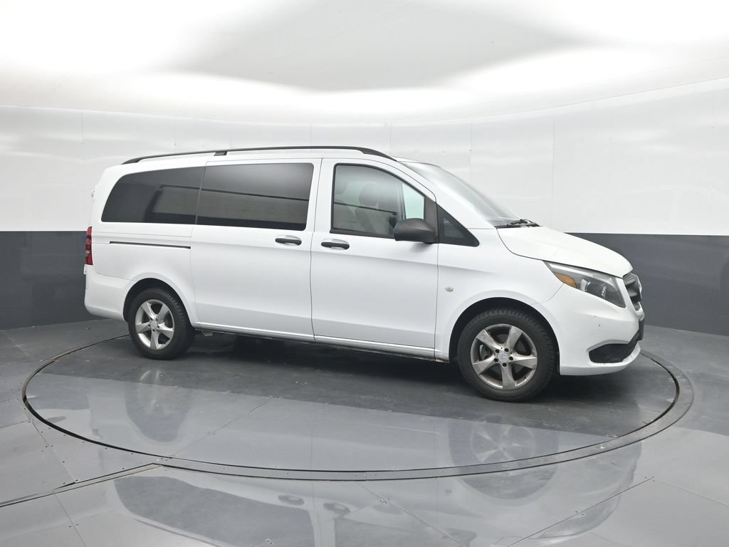 Used 2016 Mercedes-Benz Metris Passenger image 10