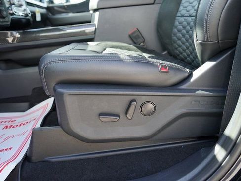 New 2025 Ford F250 Lariat w/ Lariat Ultimate Package image 12