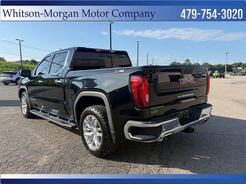 Used 2022 GMC Sierra 1500 SLT w/ SLT Premium Package AWD/4WD image 8