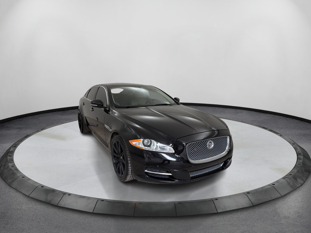 Used 2012 Jaguar XJ L RWD image 3