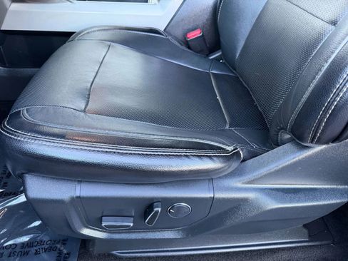 Used 2017 Ford F250 Lariat w/ Chrome Package AWD/4WD image 5
