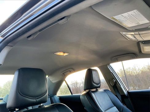 Used 2014 Toyota Camry SE image 12