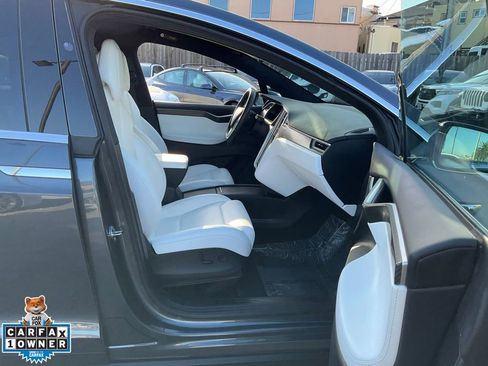 Used 2017 Tesla Model X 100D image 68