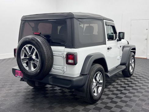 Used 2018 Jeep Wrangler Sport AWD/4WD image 9