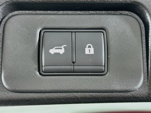 Used 2023 Nissan Rogue SV w/ SV Premium B Package FWD image 29