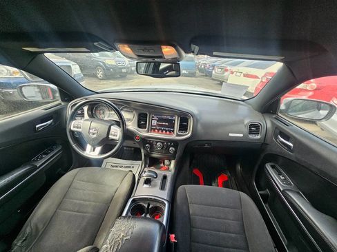 Used 2013 Dodge Charger SXT image 13
