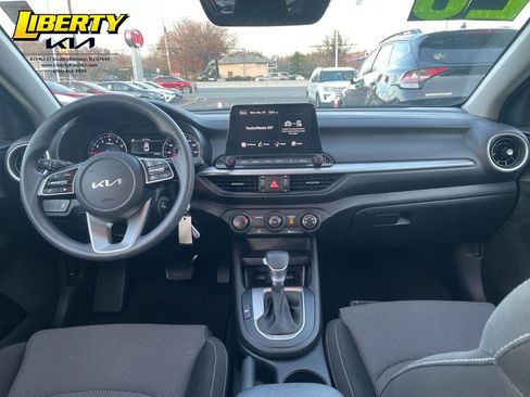 Used 2023 Kia Forte LXS image 13