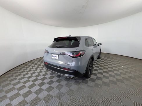 Used 2023 Honda HR-V Sport image 6