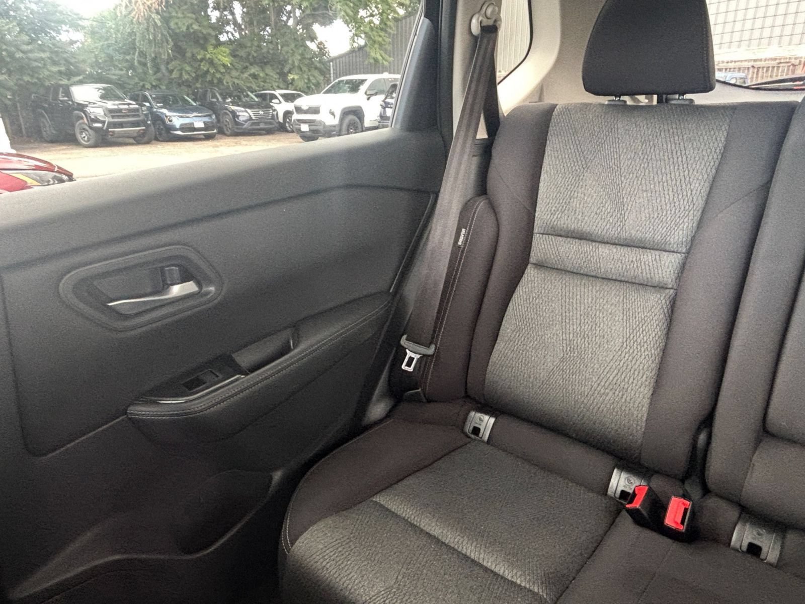 Used 2026 Nissan Rogue SV AWD/4WD image 38