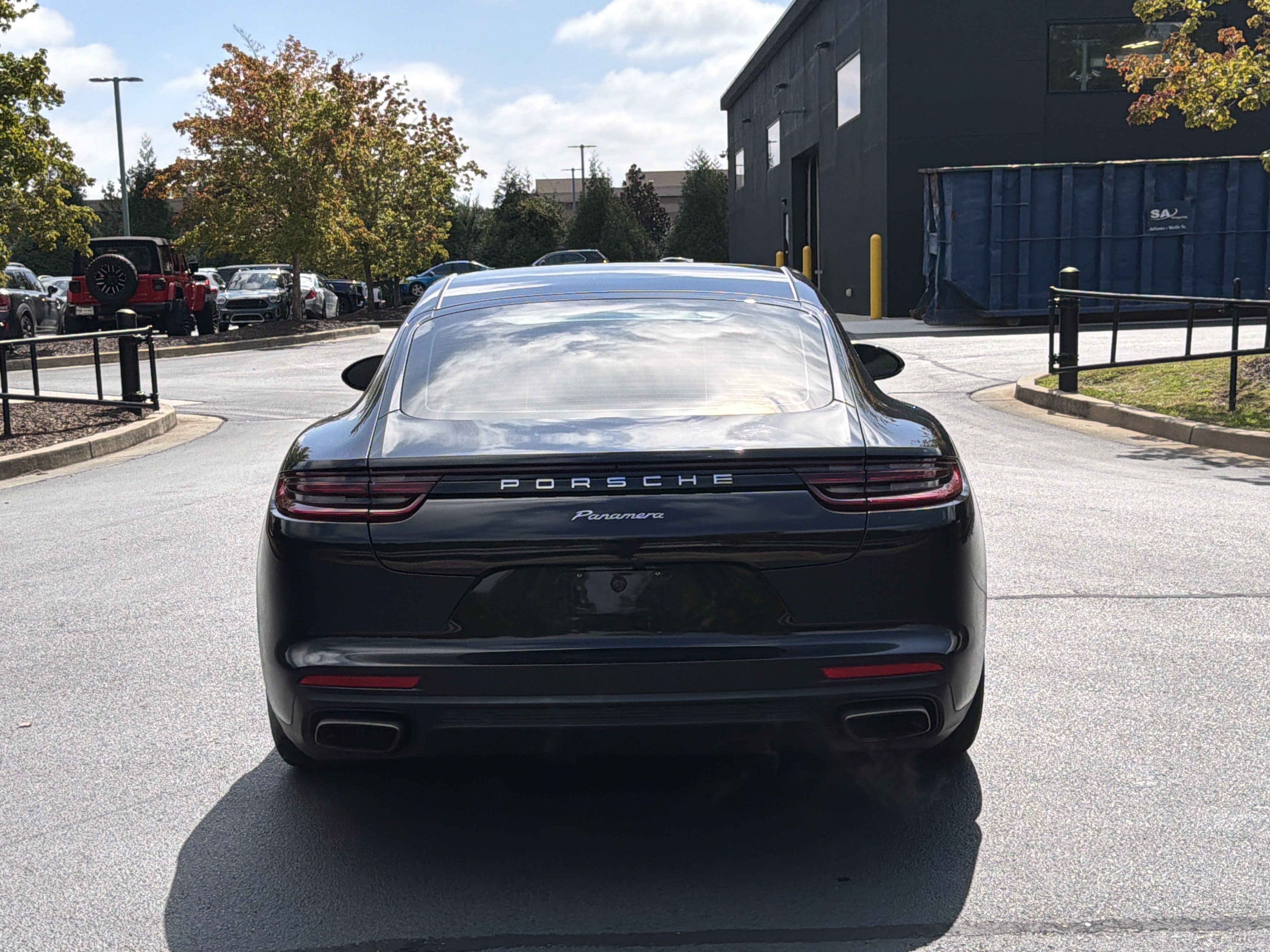 Used 2018 Porsche Panamera RWD image 14