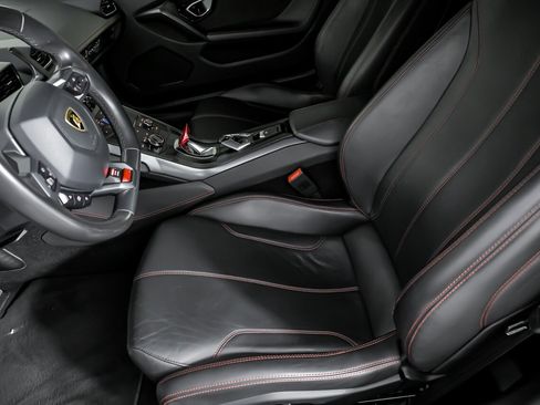 Used 2015 Lamborghini Huracan LP 610-4 image 24