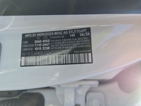 Used 2025 Mercedes-Benz CLA 250 image 32