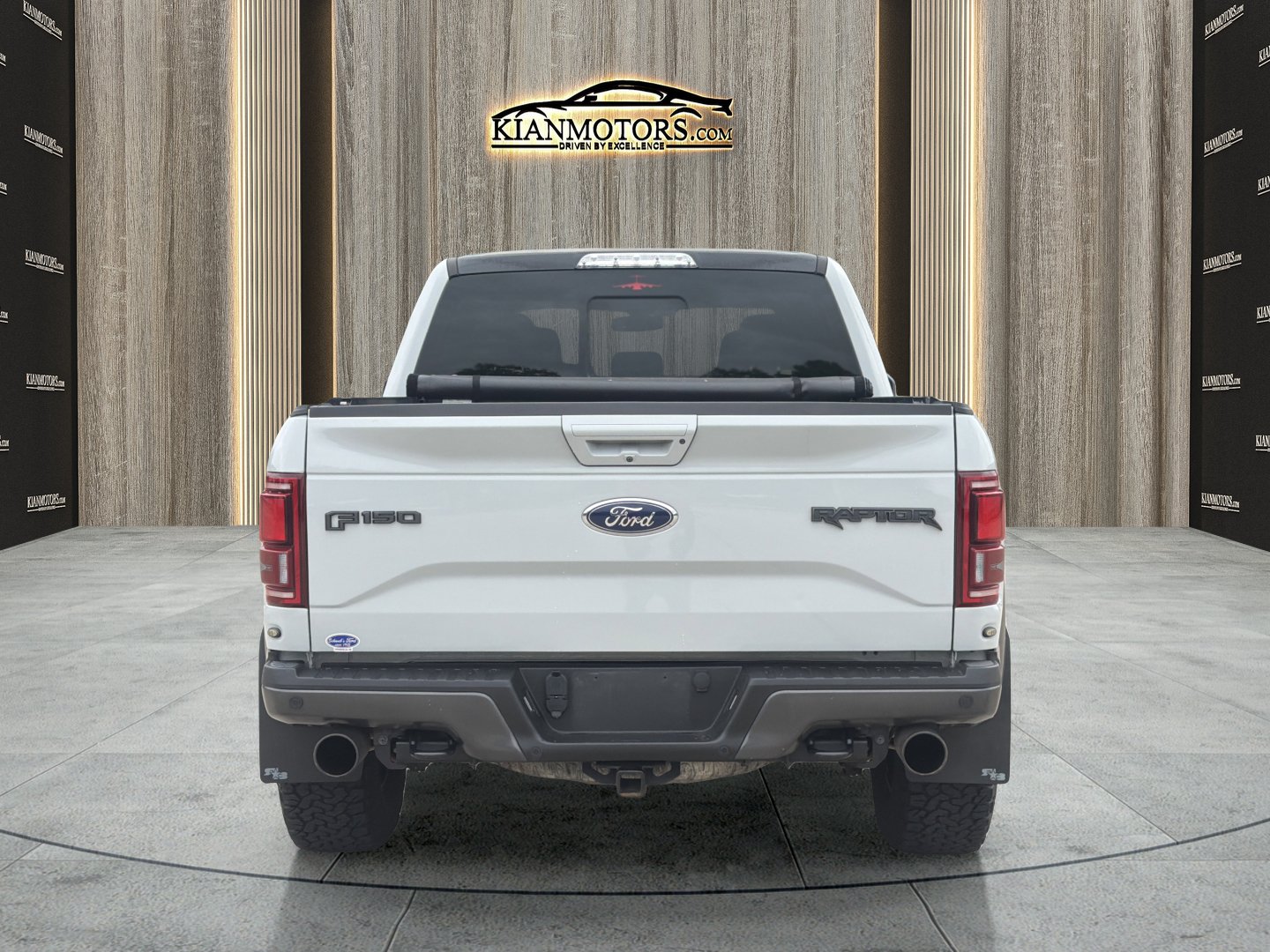 Used 2017 Ford F150 Raptor w/ Equipment Group 802A Luxury AWD/4WD image 11