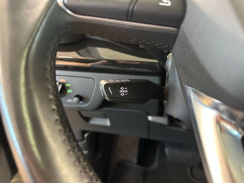 Used 2020 Audi Q5 e Premium Plus w/ Premium Plus Package image 22