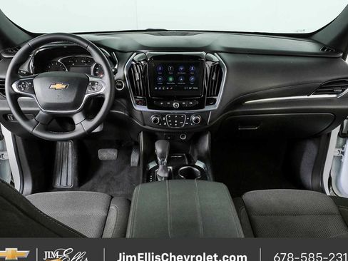 Certified 2023 Chevrolet Traverse LT FWD image 17