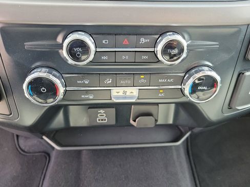 Used 2025 Ford F150 XLT w/ Equipment Group 301A Standard RWD image 29
