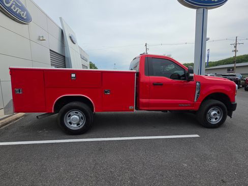 Used 2024 Ford F350 XL AWD/4WD image 2