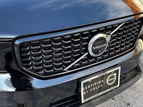 Certified 2026 Volvo XC40 B5 Plus w/ Protection Package Premier image 32