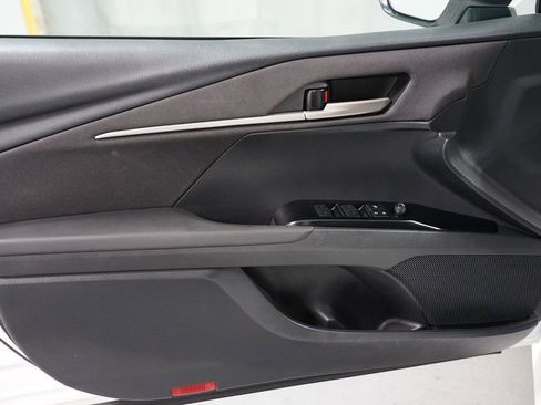 Used 2025 Toyota Camry LE image 30