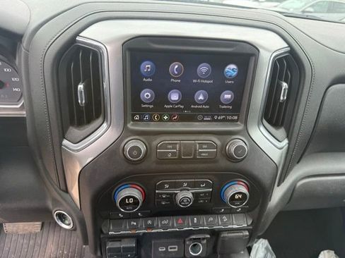Used 2020 Chevrolet Silverado 1500 LT Trail Boss w/ Midnight Edition AWD/4WD image 16
