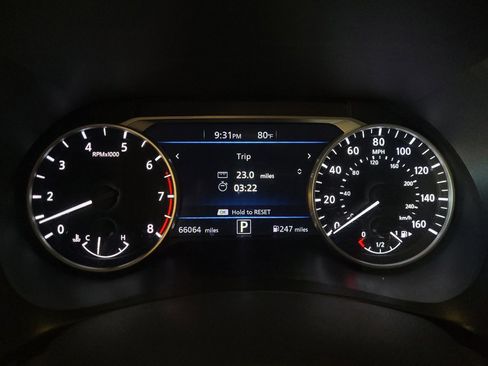 Used 2024 Nissan Sentra SV FWD image 23
