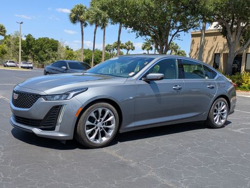 Used 2020 Cadillac CT5 Premium Luxury RWD image 2