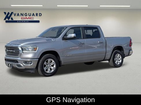 Used 2023 RAM 1500 Laramie AWD/4WD image 3