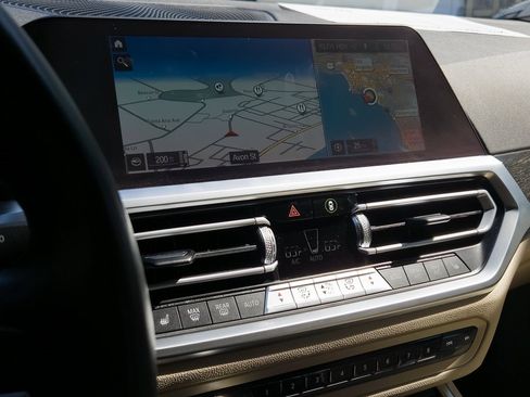 Used 2021 BMW 330i Sedan w/ Convenience Package image 17