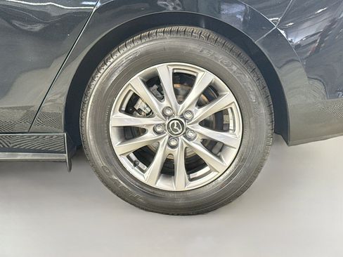 Used 2021 MAZDA MAZDA3 s image 37