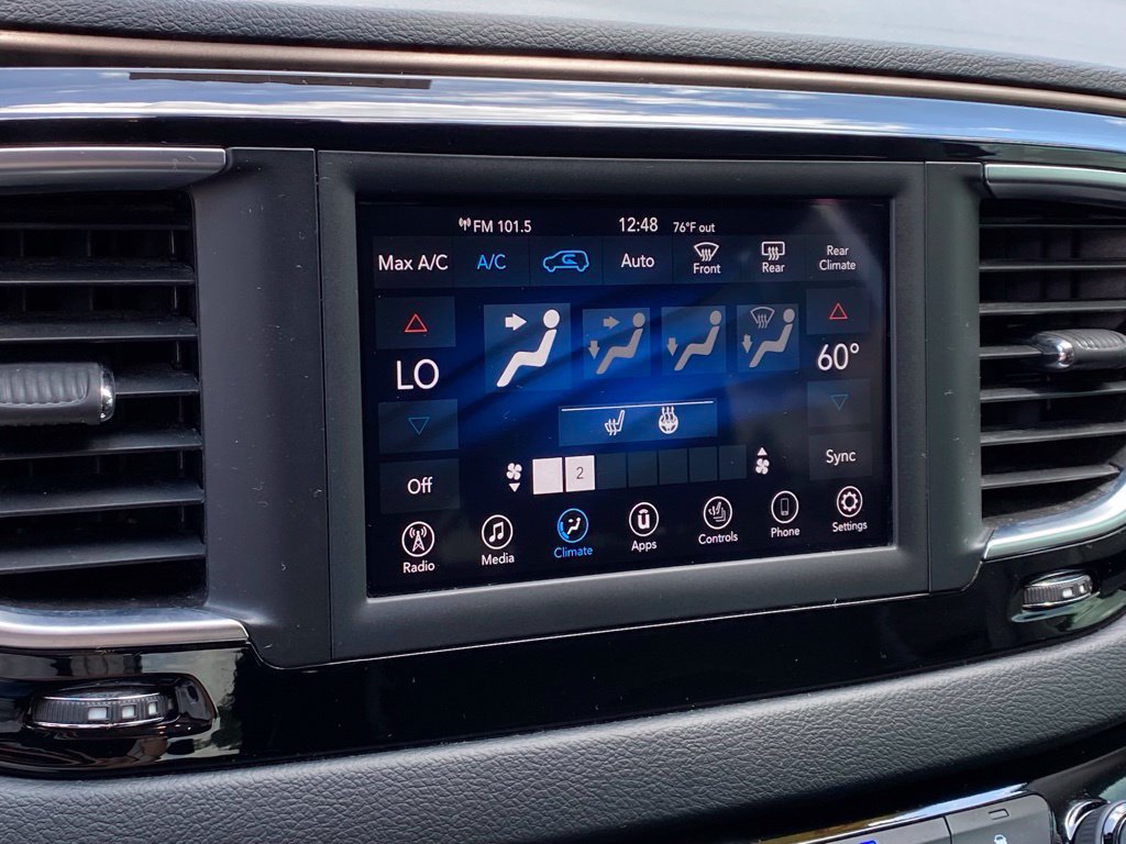 Used 2019 Chrysler Pacifica Touring-L FWD image 16