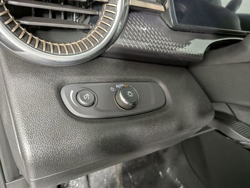 New 2025 Chevrolet Trax ACTIV w/ Driver Confidence Package image 17