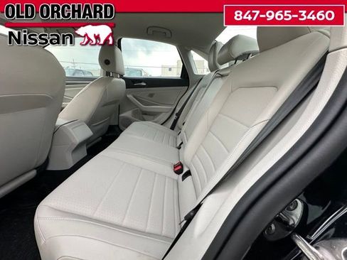 Used 2023 Volkswagen Jetta SE image 11