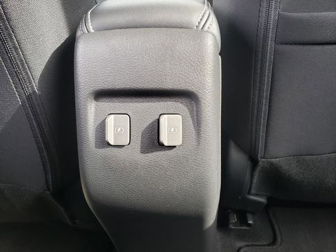 Used 2023 Nissan Kicks SV image 22