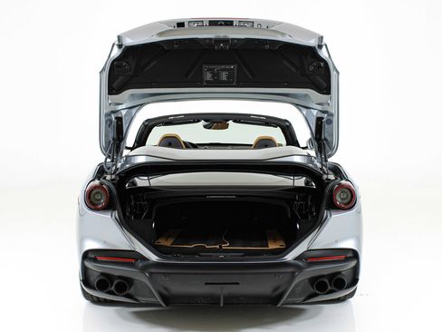 Certified 2023 Ferrari Portofino M RWD image 64