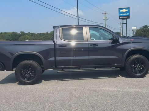 Certified 2022 Chevrolet Silverado 1500 ZR2 AWD/4WD image 9