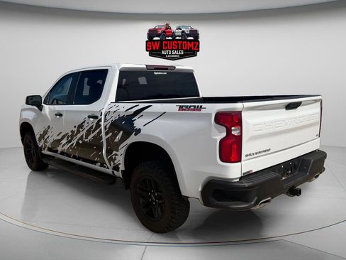 Used 2024 Chevrolet Silverado 1500 LT Trail Boss w/ Protection Package AWD/4WD image 5