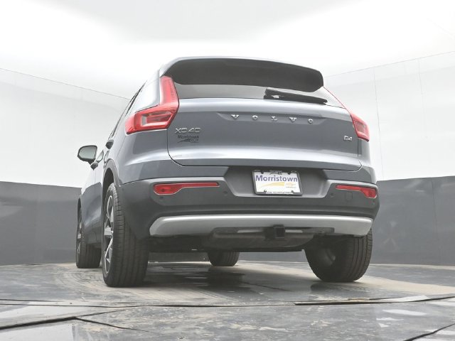 Used 2023 Volvo XC40 B4 Ultimate FWD image 41