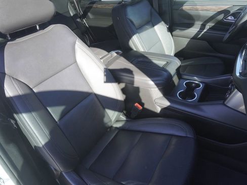 Used 2023 Chevrolet Tahoe Z71 w/ Luxury Package image 24