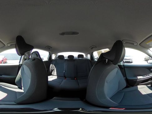 Used 2025 Kia K4 FWD image 37